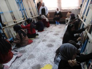 Ayşe nine gençlik hayaline 75’inde başında başladı