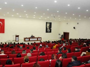 ADÜ Rektörü Aldemir; "Başarı yolunda hayallerinizin peşinden koşun"