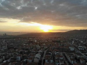 Balıkesir’de sisli gün batımı