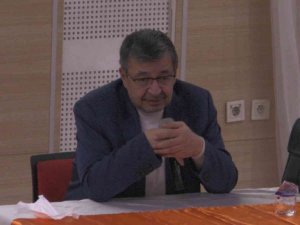 Yazar Hayati İnanç velilerle buluştu