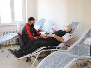 Bilecik İl Jandarma Komutanlığı personeli kan bağışında bulundu