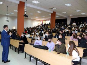 ADÜ Rektörü Aldemir, Nazilli MYO ve Nazilli Sağlık Hizmetleri MYO öğrencileri ile bir araya geldi