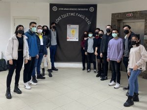 ADÜ’de Yapay Zeka Topluluğu kadına şiddete dikkat çekti