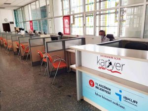 Keçiören’deki Kariyer Ofisi ile bin 500’den fazla vatandaşa iş imkanı