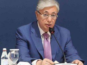 Kazakistan Cumhurbaşkanı Tokayev’den KGAÖ’ye toplantı çağrısı