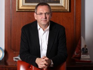 “Ayvalık’ı icraya düşürdü” iddialarına Ergin’den sert cevap