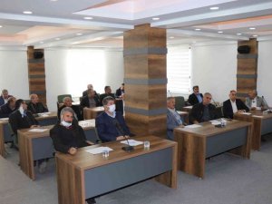 Başkan Aksoy muhtarlarla bir araya geldi