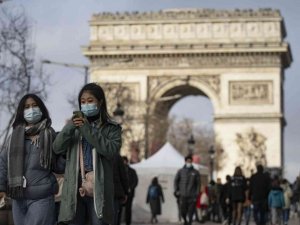 Fransa’da son 24 saatte 261 bin 481 yeni vaka