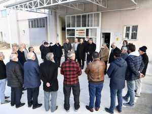 Mamak Belediye Başkanı Köse’den muhtar ve esnaflara ziyaret