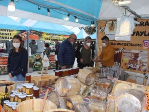Datça’da yöresel ürünler festivali ilgi görüyor