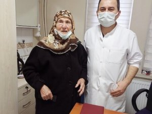92 yaşındaki hastanın yeniden yürüme sevinci