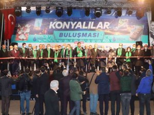 Bakan Kurum ve Başkan Altay İstanbul’daki Konyalılarla buluştu