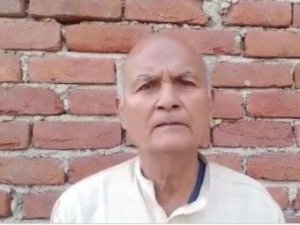 Hindistan’da 84 yaşındaki adam 12’nci Covid-19 aşısını yaptırırken yakalandı