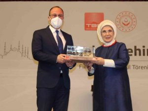 Pamukkale Belediyesinin “Engelli Saatlik Gündüz Bakım Evi”ne ödül