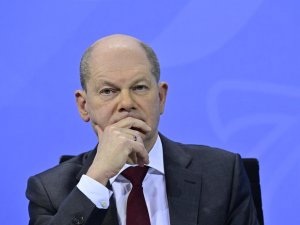 Almanya’da restoran ve benzeri yerlerde Covid-19 önlemleri sıkılaştırıldı