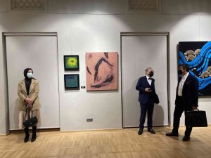 Beyoğlu’nda ‘Geleceğe Işık II’ sergisi açıldı