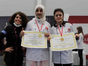 Özel öğrenciler gastronomide de hünerlerini gösterdi