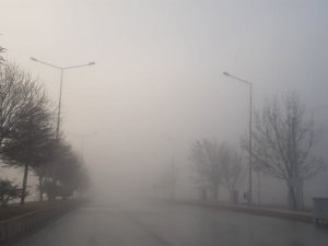 Afyonkarahisar’da sisli hava etkili oldu