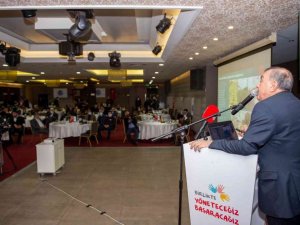 Başkan Akay açıkladı: “Kent meydanı Büyükşehir’e devrediliyor”