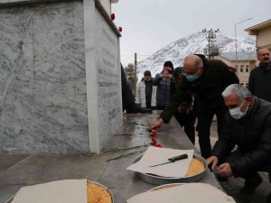 Ünlü şair Cemal Süreya ölüm yıldönümünde memleketi Tunceli’de anıldı