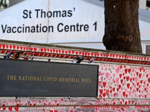 İngiltere’de bir günde 141 bin 472 vaka