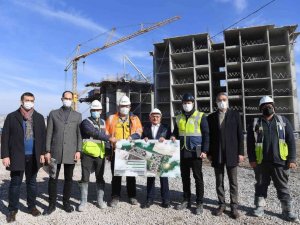 Başkan Büyükkılıç, 200 milyon TL’lik Kentsel Dönüşüm Projesi’ni yerinde inceledi