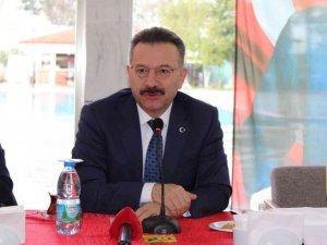 Vali Aksoy, gazeteciler ile bir araya geldi