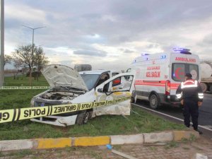 Manisa’da tır ile otomobil çarpıştı: 1 ölü