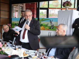 Başkan Demirtaş’tan ’makam aracı’ açıklaması: “Grup başkanvekilleriyle tekrar görüşeceğiz”