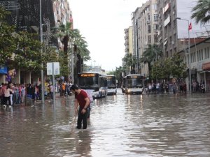 Denizli’de 3 gün boyunca sağanak yağış etkili olacak