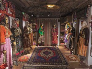 Anadolu’nun kadın kıyafetleri Osmanlı Müzesinde sergileniyor