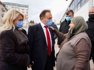 Başkan Şahin kapalı pazarın nabzını yokladı