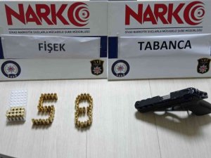 Sivas’ta narkotik operasyonları, 15 şahıs yakalandı