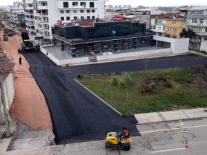Yollar 60 bin ton sıcak asfaltla kaplandı