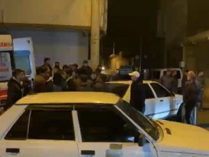 Otomobilin çarptığı motosiklet sürücüsü yaralandı