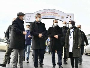Mamak Belediye Başkanı Köse hayvan barınağını denetledi