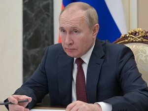 Putin’den Omicron açıklaması: "Hazırlanmak için 2 haftamız var"