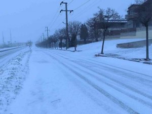 Keşan’da kar yağışı yerini soğuk havaya bıraktı