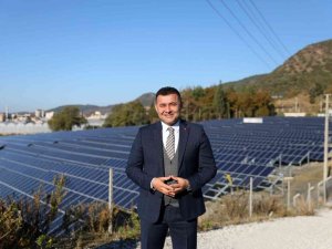 Başkan Yücel: “Yenilenebilir enerji ile temiz çevre, sağlıklı yaşam amaçlıyoruz”