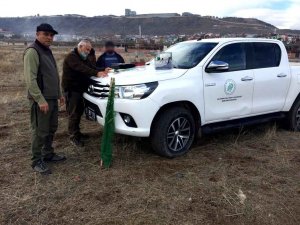 Kayseri’de yasa dışı keten kuşu avlayan 2 şahıs suçüstü yakalandı
