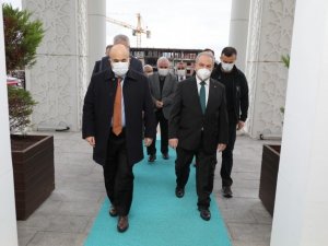 Demirtaş: “Kimse içinde bulunduğu araca güvenmemeli”