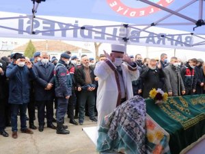 Avukat Dilara Yıldız, son yolculuğuna uğurlandı
