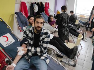 Atak Çaba’dan Kızılay’a kan desteği