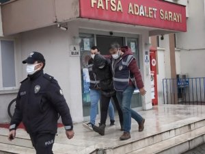 Eski eşini yakan kocanın ilk ifadesi alındı: “Şişeyi fırlattım, elimdeki sigarayı ağzıma götürünce sıvı alev aldı”