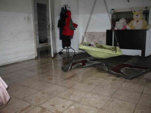 Midyat’ta evleri su bastı, vatandaş alt yapı yetersizliğinden şikayetçi
