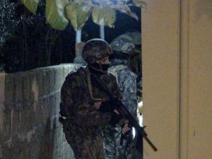 Adana’da silahlı suç örgütüne operasyon