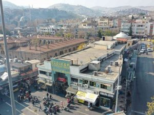 Özdiker Kuyumcular Çarşısı’sının yıkılmasına esnaftan destek