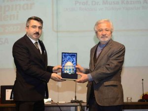 60 yıl sonra Bursa’da Tanpınar zamanı