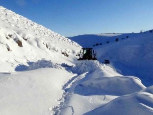 Muş’ta 86 köy yolu ulaşıma açıldı