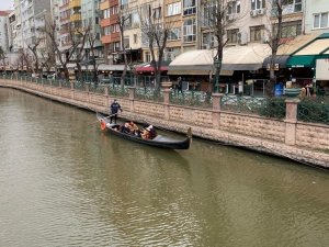 Soğuk havada gondol keyfi
